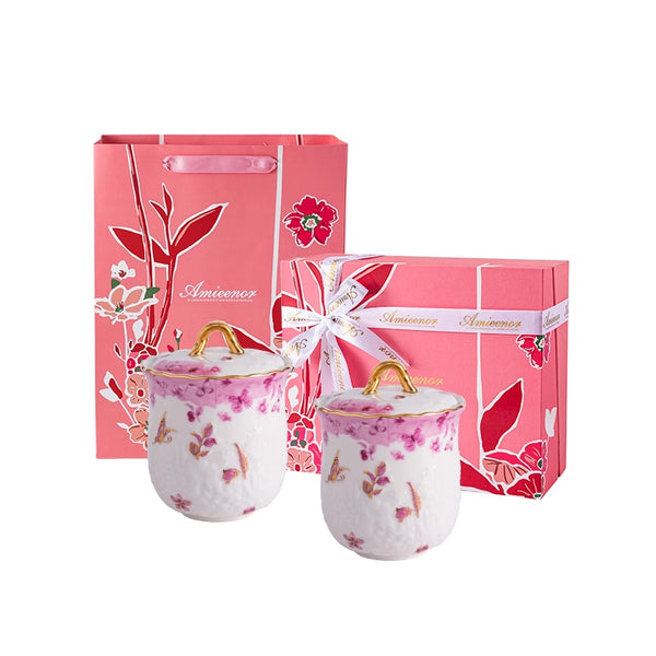 Amieenor Scented Soy-Wax Candle Gift Set – 2 pieces Ceramic Jars w/ 24K Gold Rim, Gift Box & Tote | Freesia Fragrance